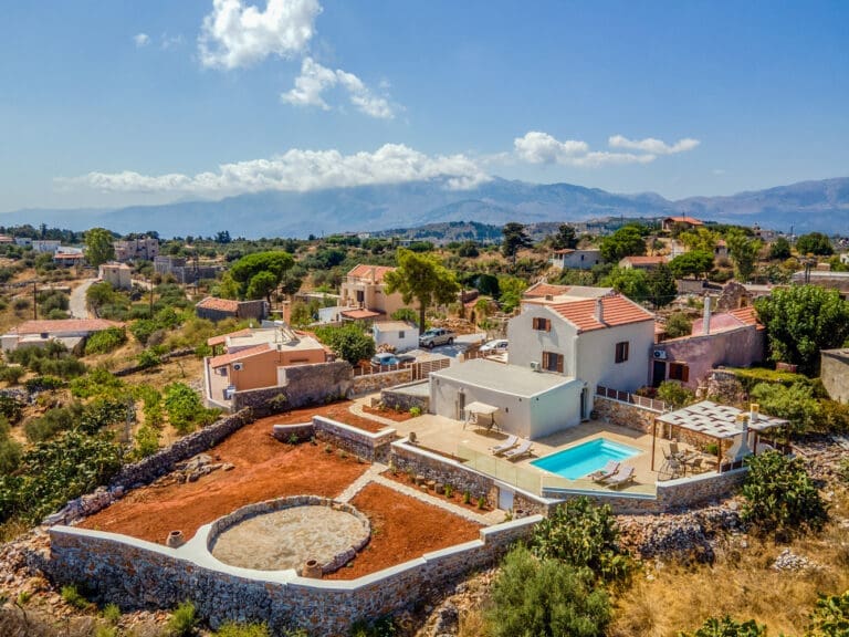 Rent Villa karib Greece