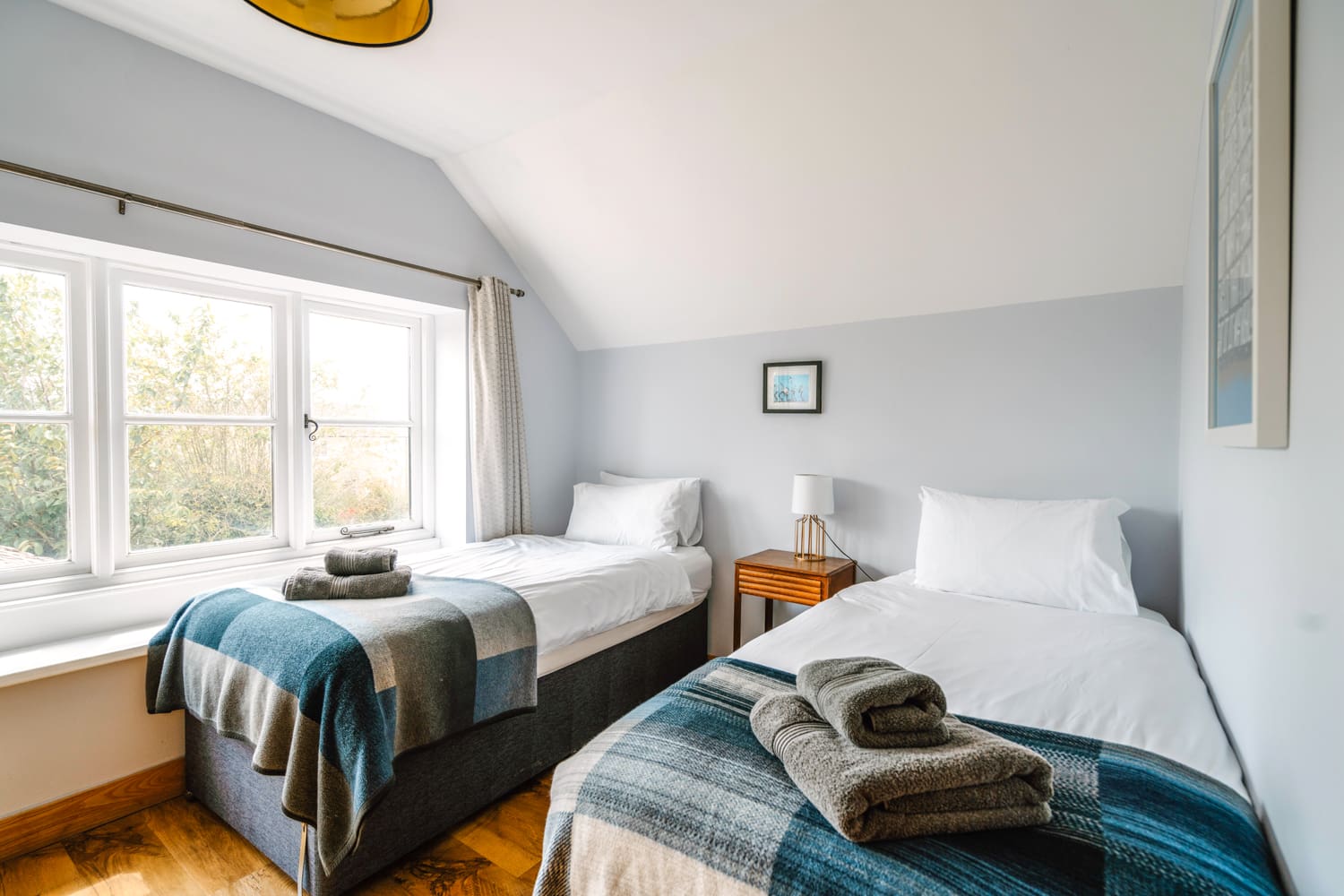 Rent Blossom Cottage United Kingdom