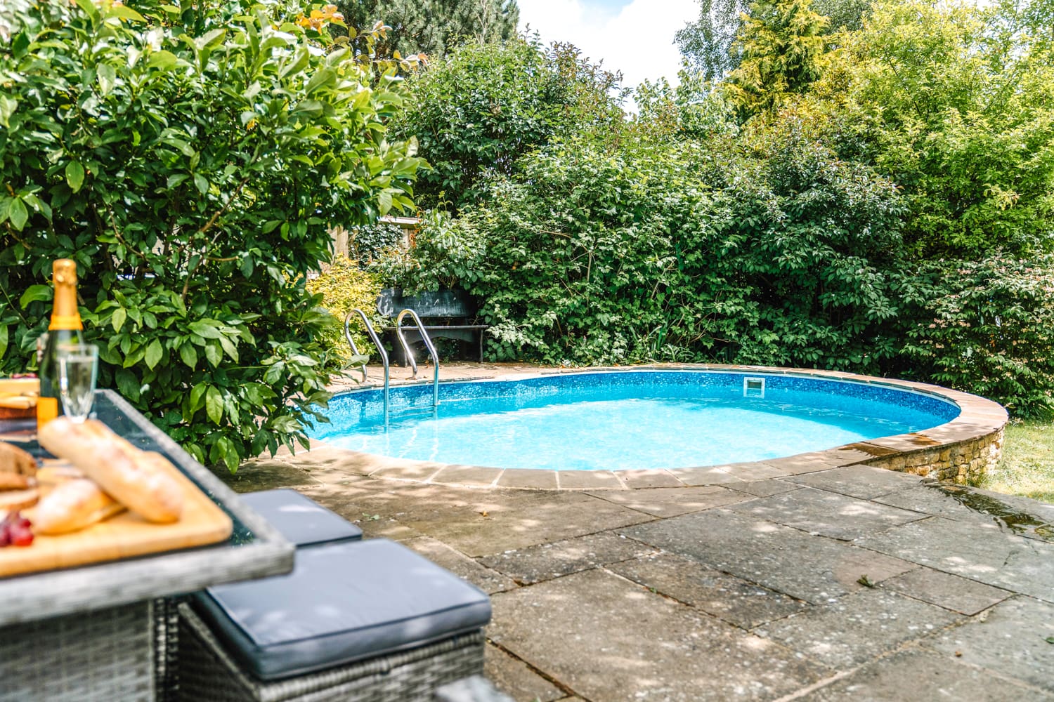 Rent Blossom Cottage United Kingdom