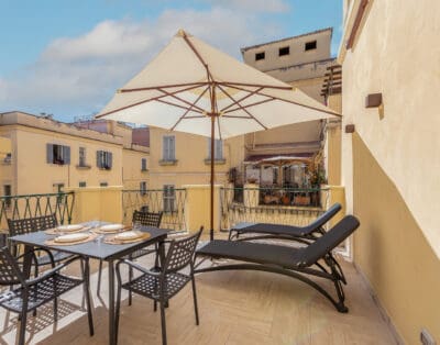 Rent Skylife Iguana Apartment Italy