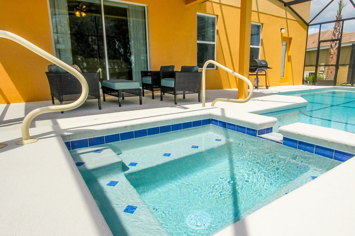 Rent Villa Acorn United States
