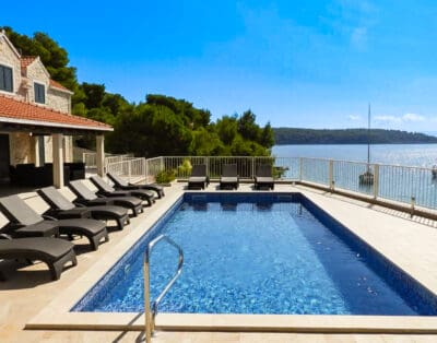 Rent Villa Cinder Croatia