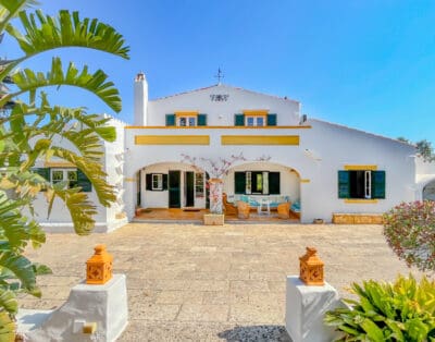 Rent Villa Jardi Secret Spain