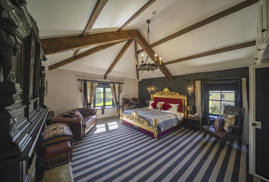 Rent Kinsale Hall Cork in Ireland