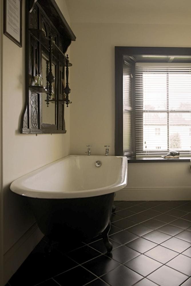 Rent Kinsale Hall Cork in Ireland