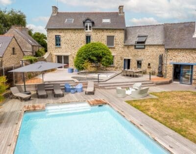 Rent Le Maison Tronchet Brittany