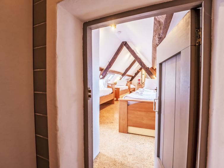 Dunezwin Cultural Heritage Villa – Unique Holiday Home Rental
