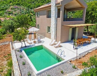 Luxurious Villa Rhyme Rental in Stunning Greece