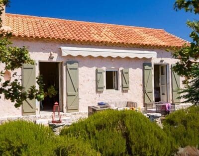 Luxury Villa Allonette Rental in Greece – Perfect Getaway