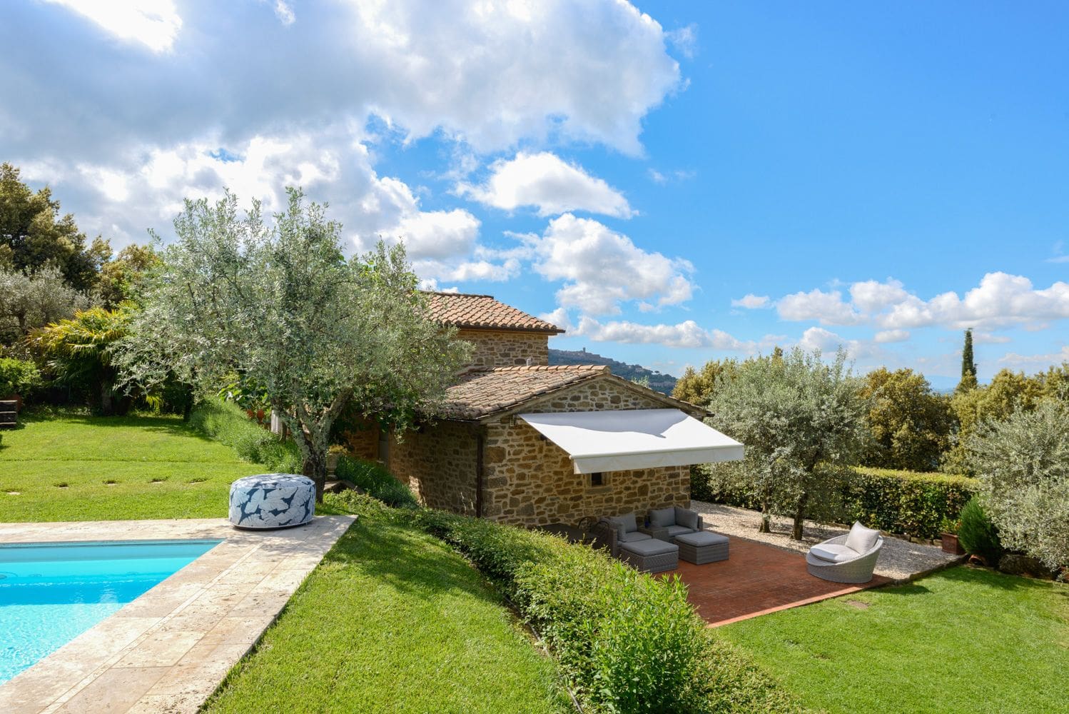 Luxury Villa Legaiole Rental in Italy – Your Dream Getaway