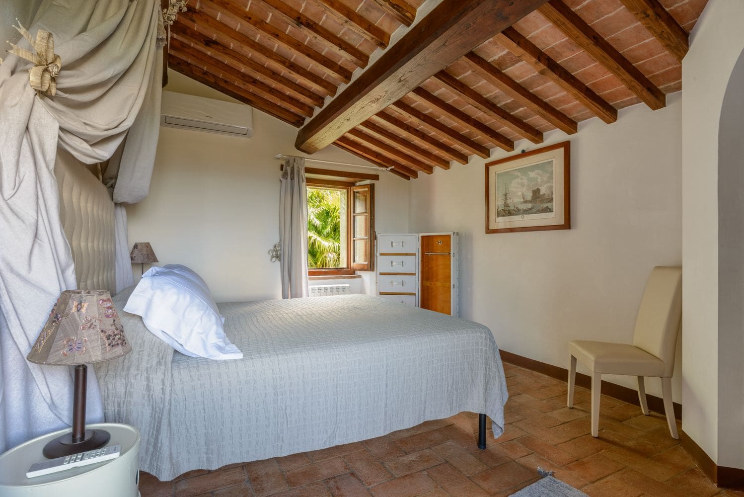 Luxury Villa Legaiole Rental in Italy – Your Dream Getaway