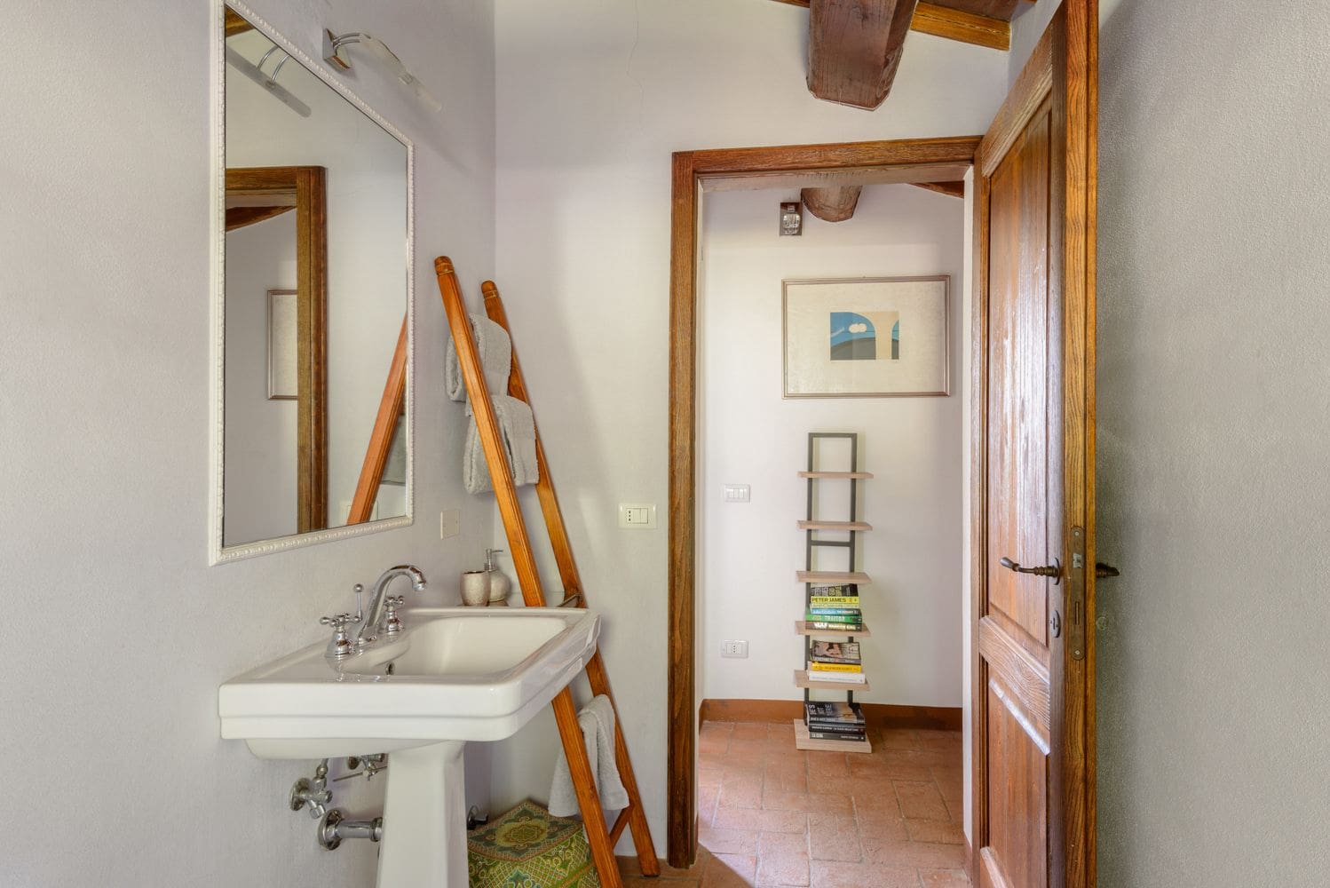 Luxury Villa Legaiole Rental in Italy – Your Dream Getaway