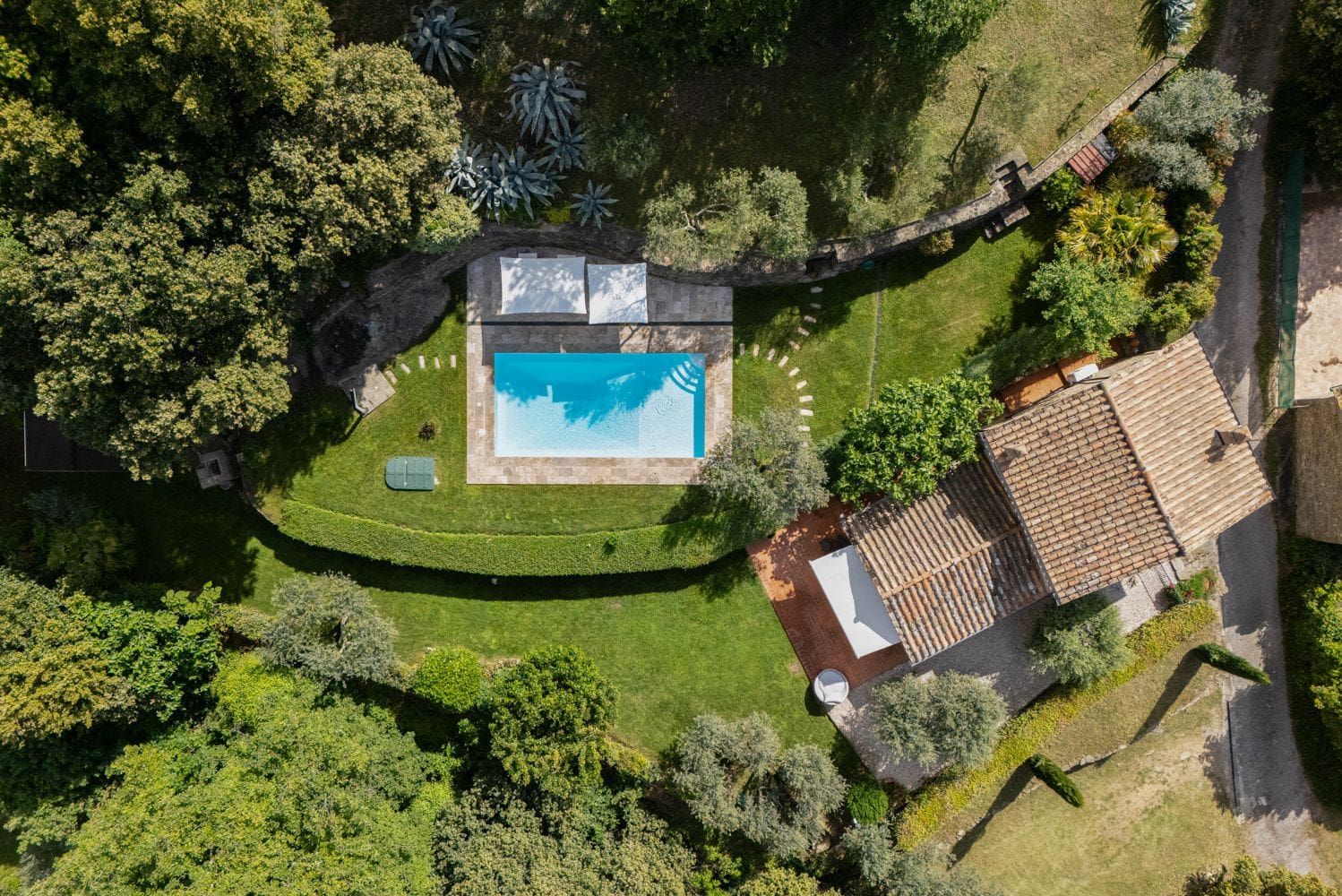 Luxury Villa Legaiole Rental in Italy – Your Dream Getaway
