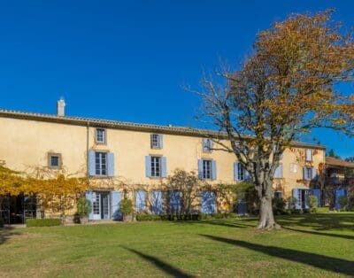 Rent Domaine Des Arbres France