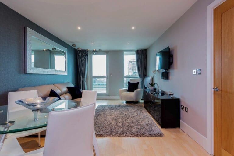 Vauxy UK Luxury Holiday Villa Rental for Unforgettable Getaways