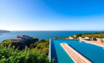 Villa sul mare, piscina a sfioro, costa basca.