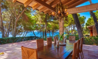 Finca L’Embat: Luxurious Holiday Villa with Stunning Views and Private Pool
