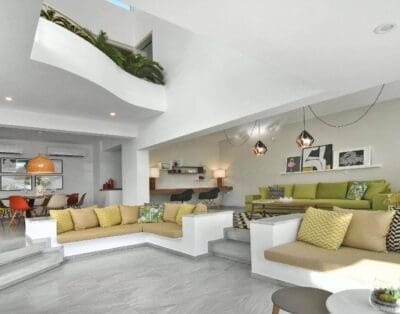 Luxurious Alimos Villa Rental in Sunny Greece