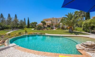 Luxurious Naranja Retreat Villa Rental in Portugal
