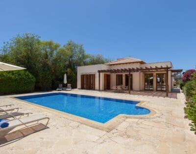 Luxurious Villa Melissi Rental in Beautiful Cyprus