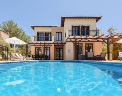 Luxury Villa Kiparissi Rental in Stunning Cyprus Retreat