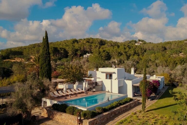 Luxury Villa Rental in Ibiza Cielo, Spain – Book Your Escape