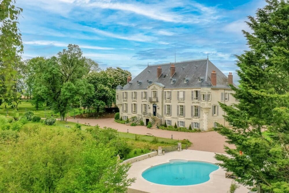 Rent Holiday Homes Château Morvan: Exquisite Luxury Château Rental in Burgundy with Private Pool