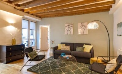 Apartment Palais Royal Paris 2nd – A Refined Three-Bedroom Rental