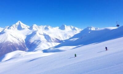 Les Deux Alpes 2026: Gletscher-Skifahren, High-End-Adrenalin-Sportarten und die besten Bergrestaurants