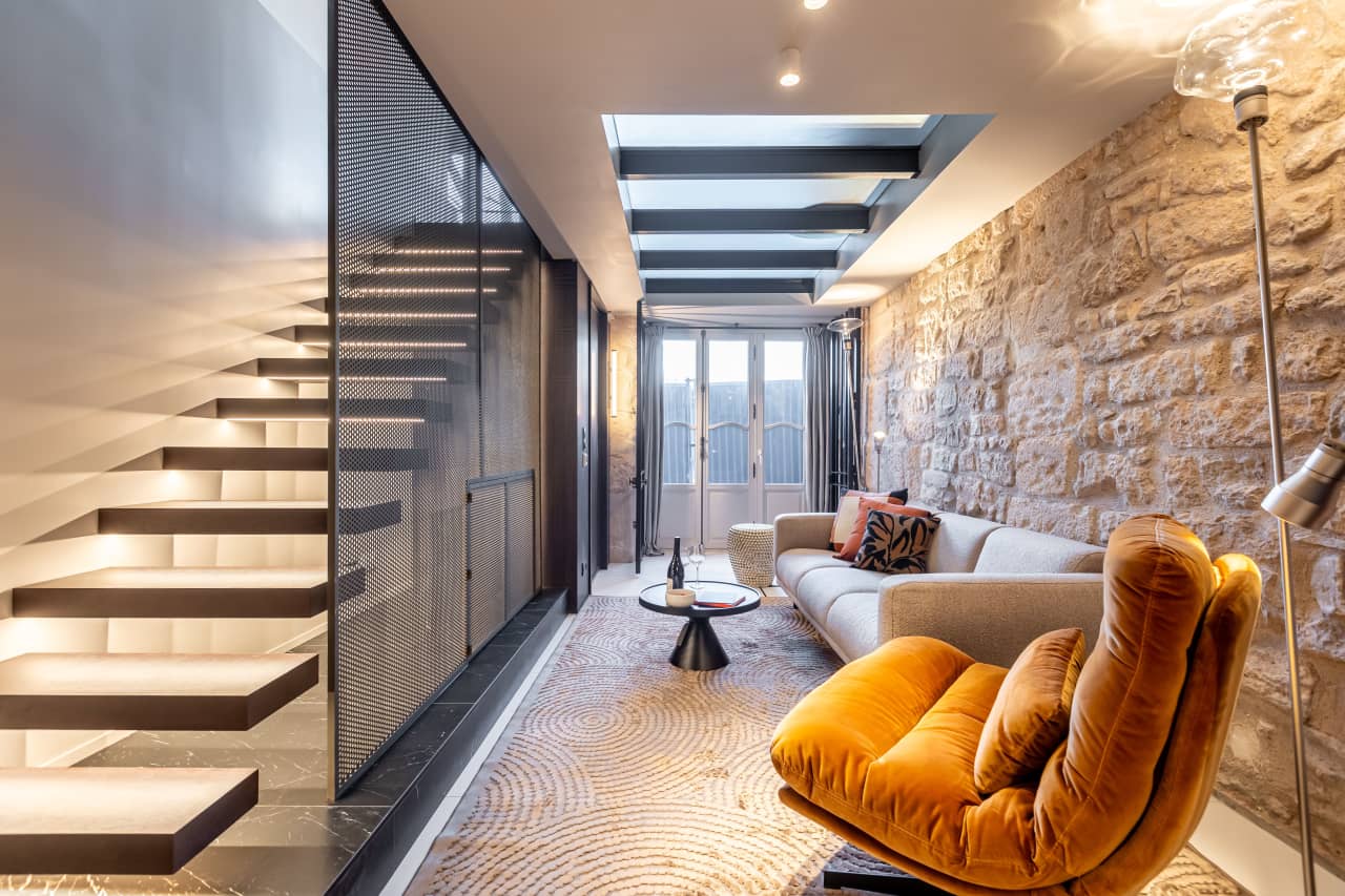 Apartment Mode – Luxury 3-Bedroom En-Suite Rental – Île Saint-Louis – Paris 4th Arrondissement