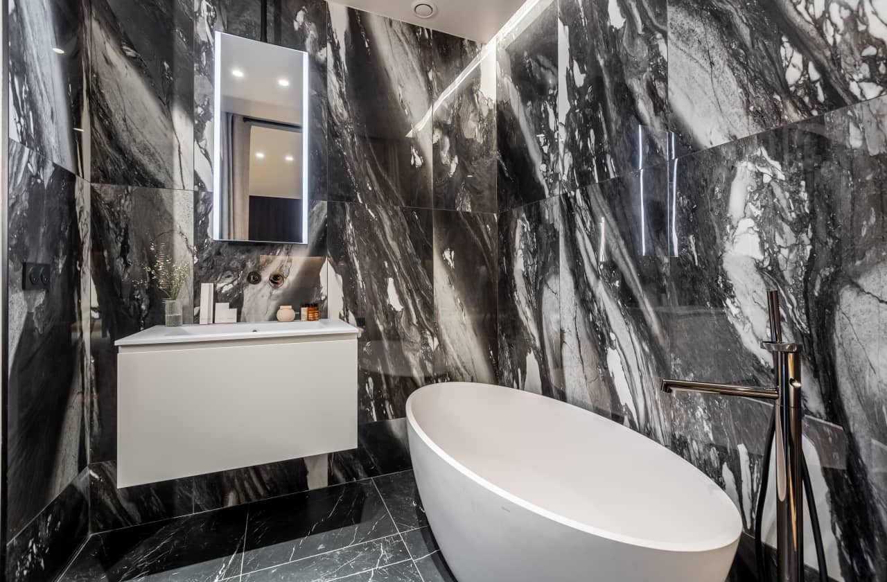 Apartment Mode – Luxury 3-Bedroom En-Suite Rental – Île Saint-Louis – Paris 4th Arrondissement