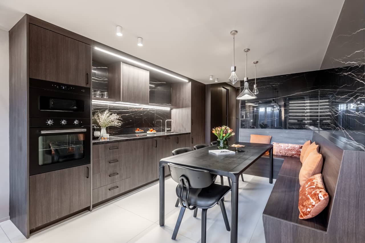 Apartment Mode – Luxury 3-Bedroom En-Suite Rental – Île Saint-Louis – Paris 4th Arrondissement