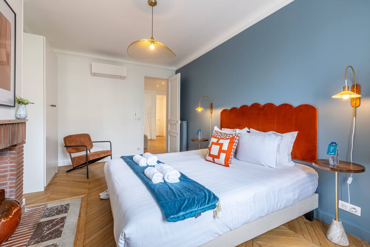 Apartment Ternes – Luxury 3-Bedroom Rental Champs-Élysées Paris 8th Arrondissement