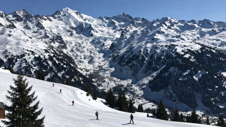 Chamonix Mont Blanc Guide: High-Altitude Skiing and Mountaineering