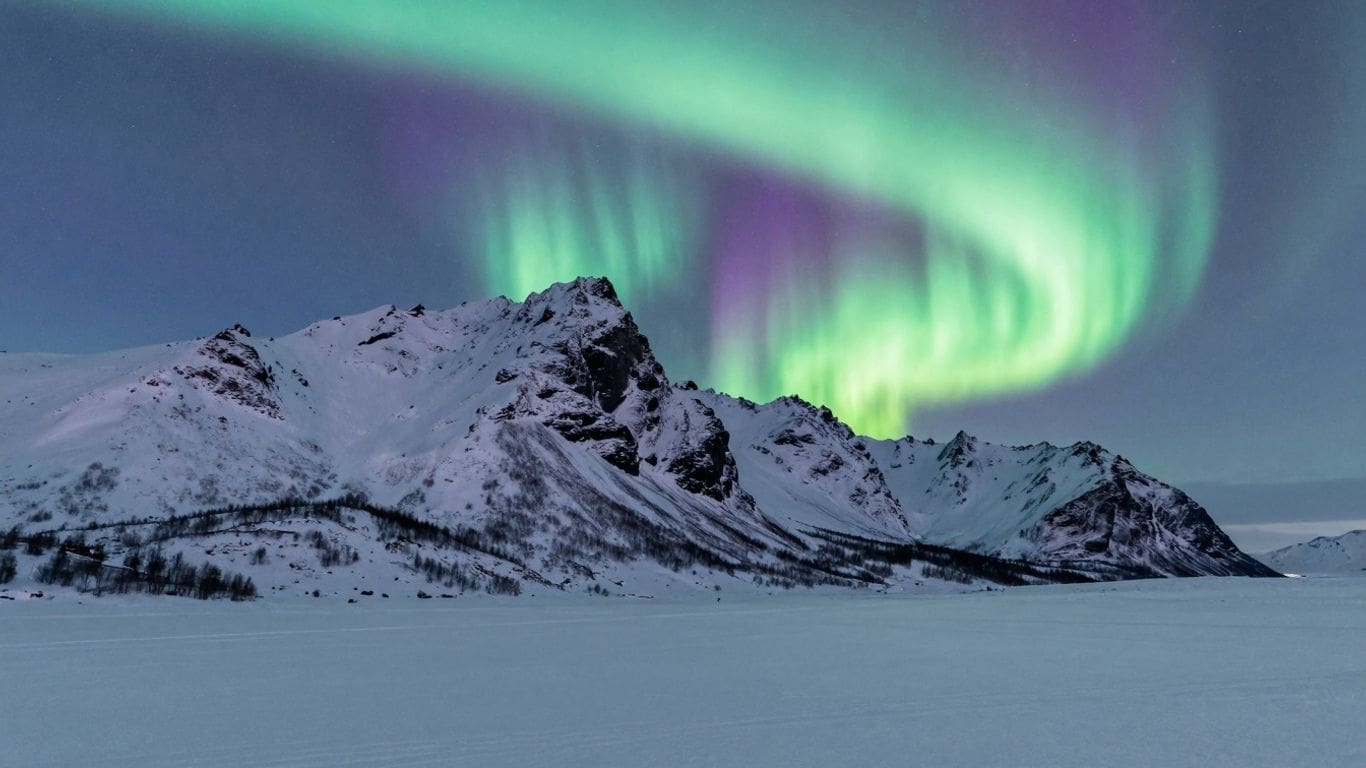 Riksgränsen Sweden: Arctic Adventures and Northern Lights Viewing