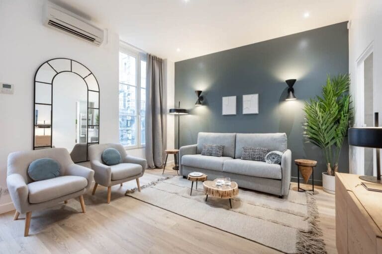 Elegant 3-Bedroom Luxury Apartment in Paris Louvre District | Sleeps 6