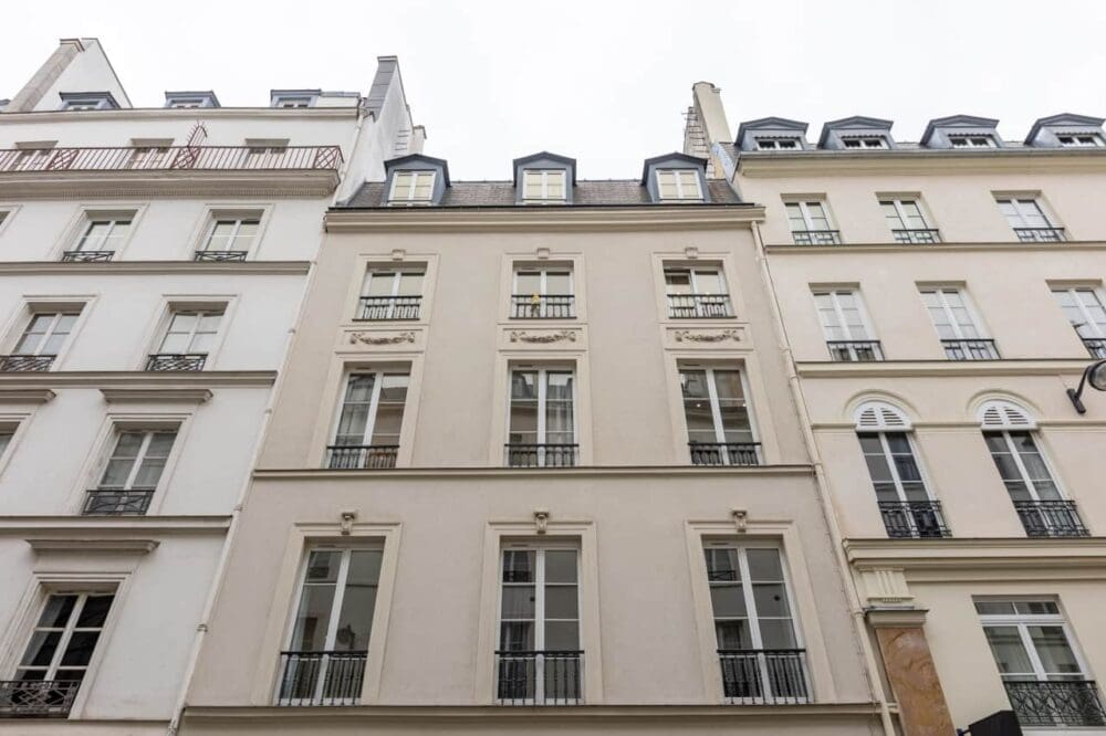 Luxury 1-Bedroom Apartment Near Palais Royal Paris | Sleeps 2