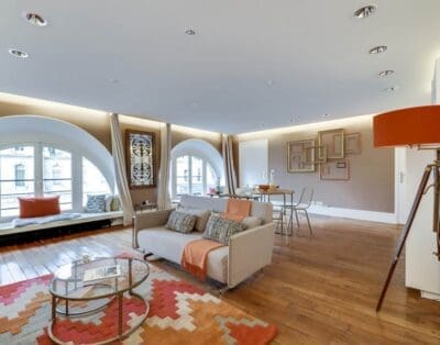 Luxury 1-Bedroom Paris Apartment | Louvre District | Sleeps 2