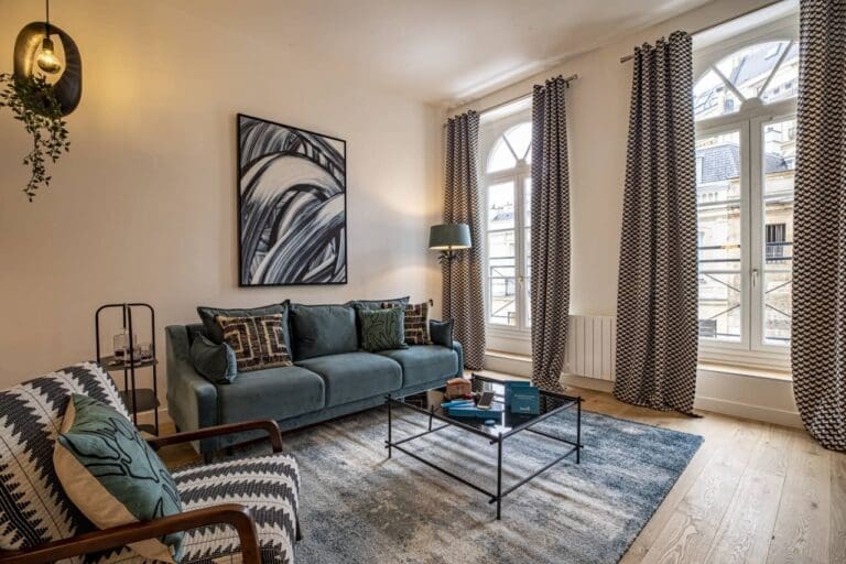 Luxury 3-Bedroom Villa in Le Marais Paris | Modern Design & Prime Location