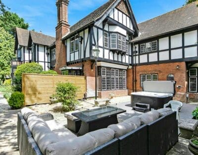 Bournemouth Beach Manor Luxury Coastal Retreat & Event House in Dorset