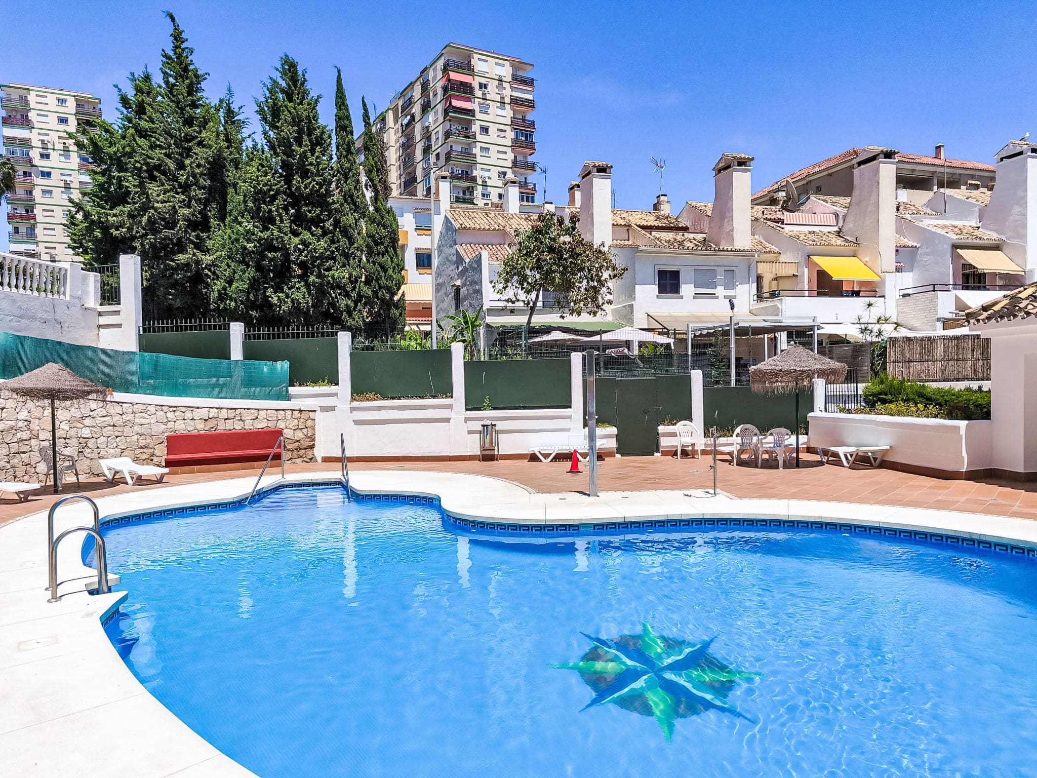 Apartamento Levante Benalmadena: Modern Beachfront Apartment with Shared Pool Just Steps from Costa del Sol Beach