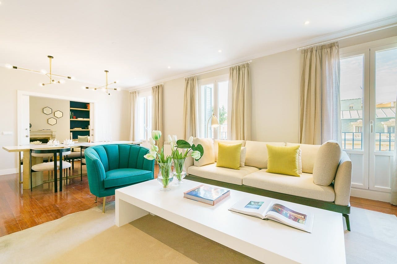 Apartamento Velázquez: Luxury 4-Bedroom Apartment with Stylish Interiors, Salamanca