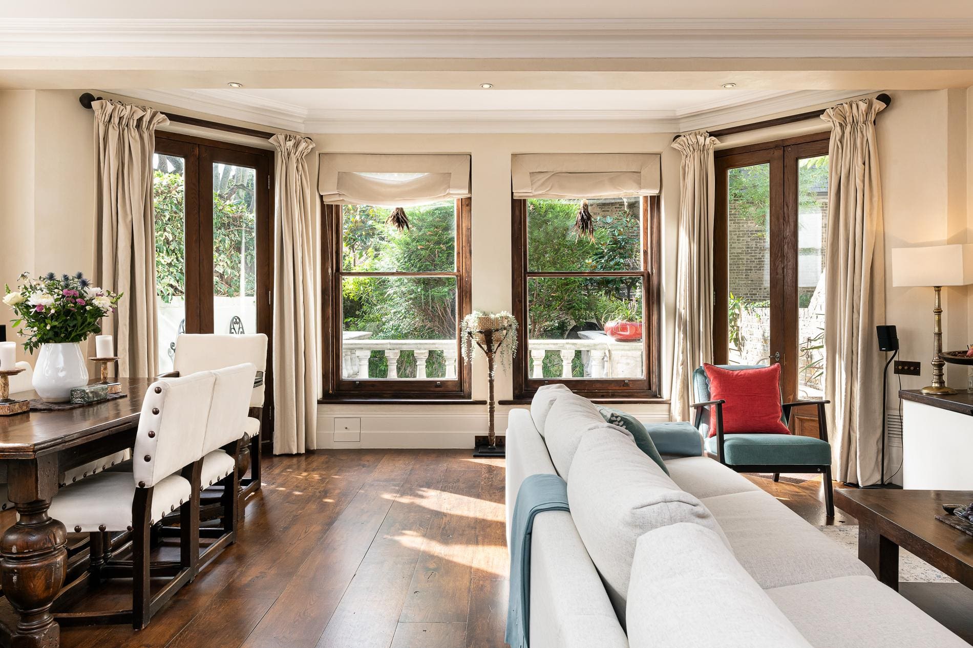 Apartment Brompton Earl’s Court: Stylish 2-Bedroom Apartment Rental with Family Amenities in Earl’s Court
