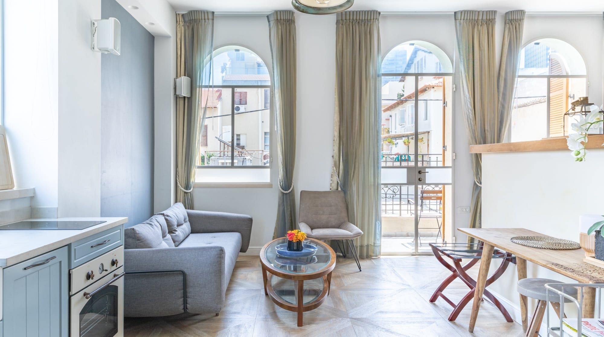 Apartment Kikar Neve Tzedek: Elegant 1-Bedroom Apartment with Seaviews, Neve Tzedek