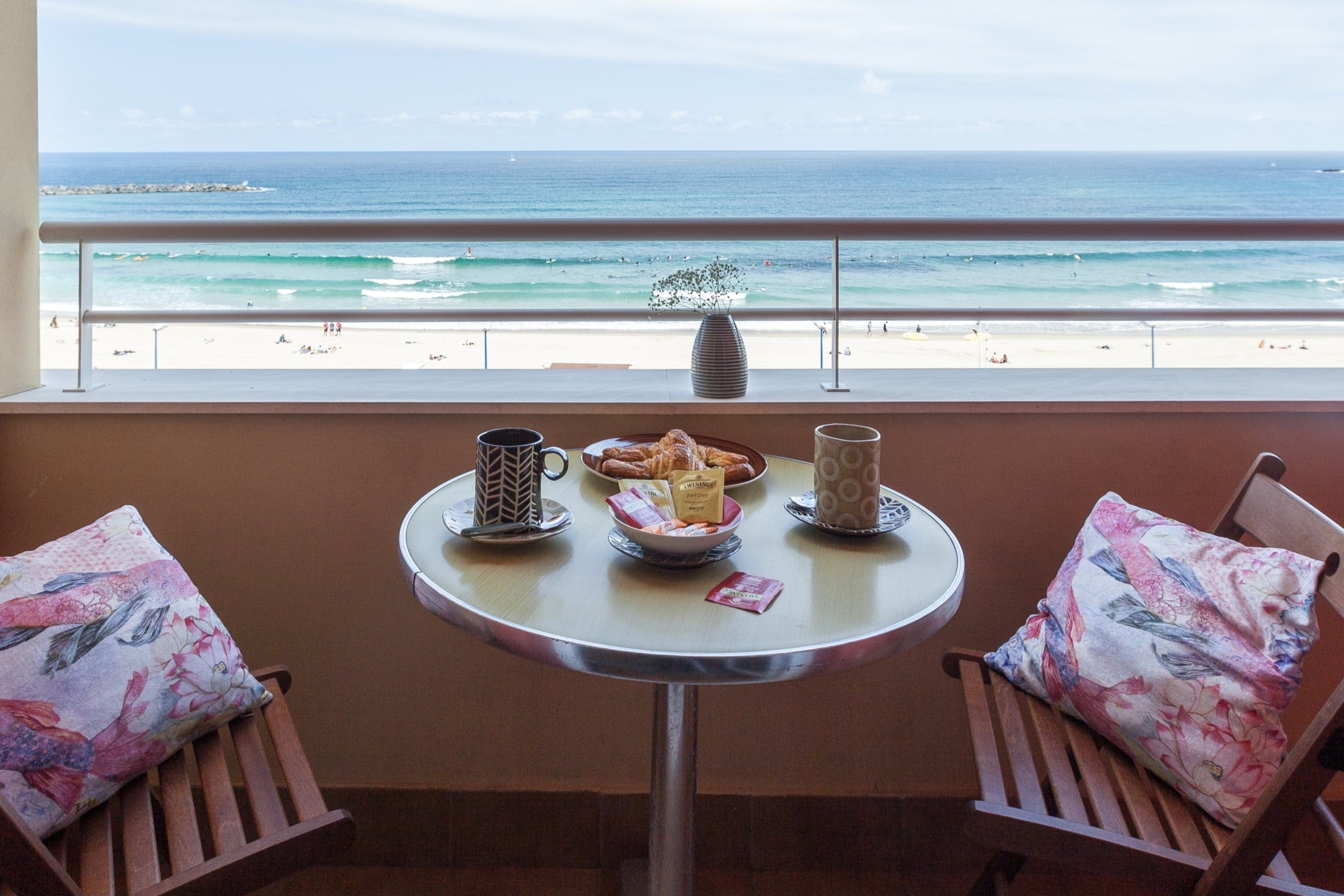 Atico de la Playa: Luxury Apartment with Seaviews and Beach Access, San Sebastián