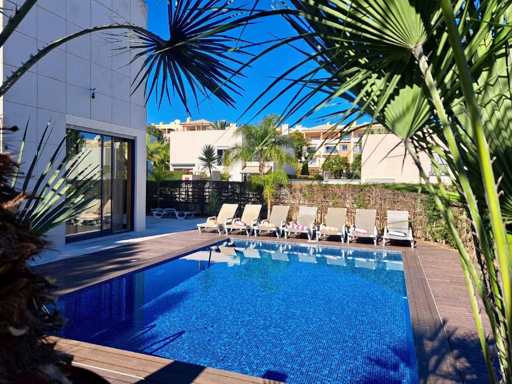 Casa Arenal Albufeira: Modern 4-Bedroom Villa with Heated Pool and Resort Living in Portugal