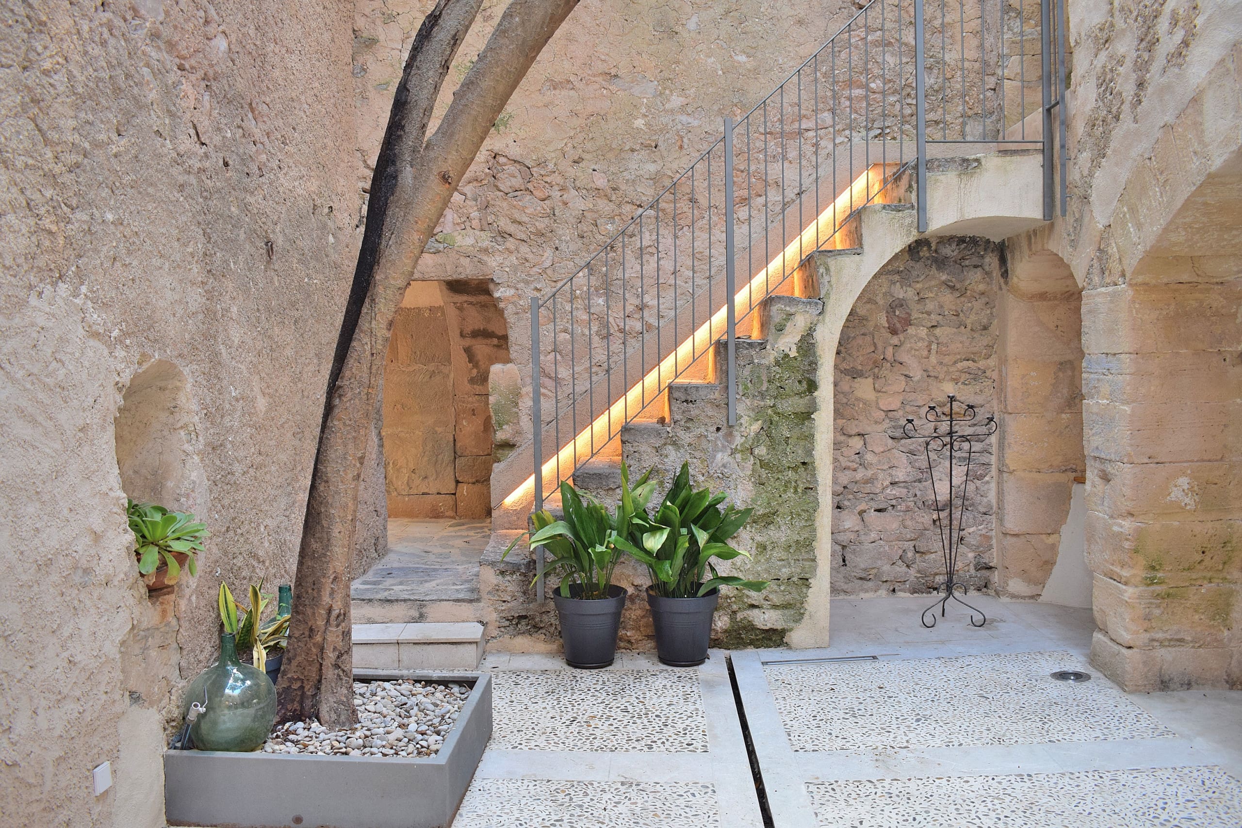 Casa Artà Llucmajor: Elegant 6-Bedroom Apartment with Swimming Pool, Artà Mallorca