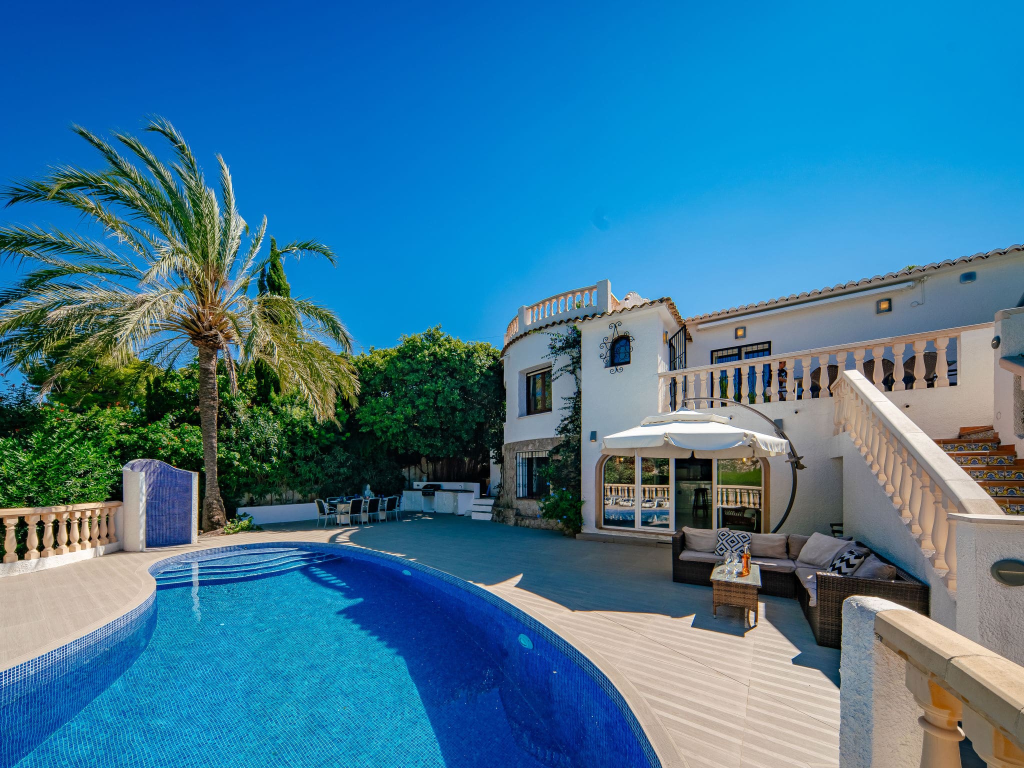 Casa Balcó Jávea: Spacious 4-Bedroom Family Villa with Private Kidney Pool and Mature Gardens