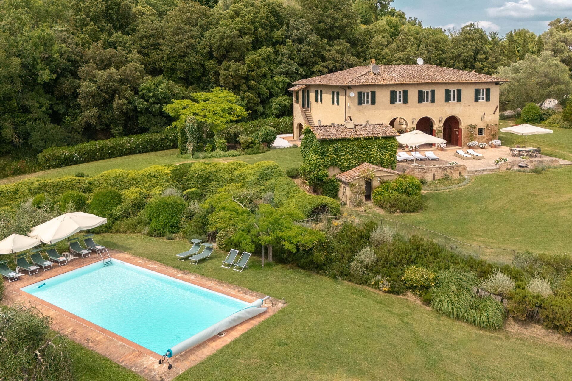 Casa Balcone San Miniato: Spacious 7-Bedroom Apartment with Pool, San Miniato, Tuscany