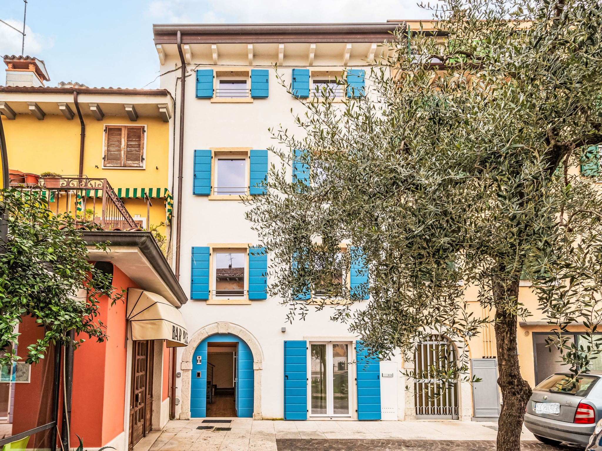 Casa Baldo Brenzone: Contemporary Three-Story Lakeside House with Private Parking and Panoramic Lake Views in Garda Italy